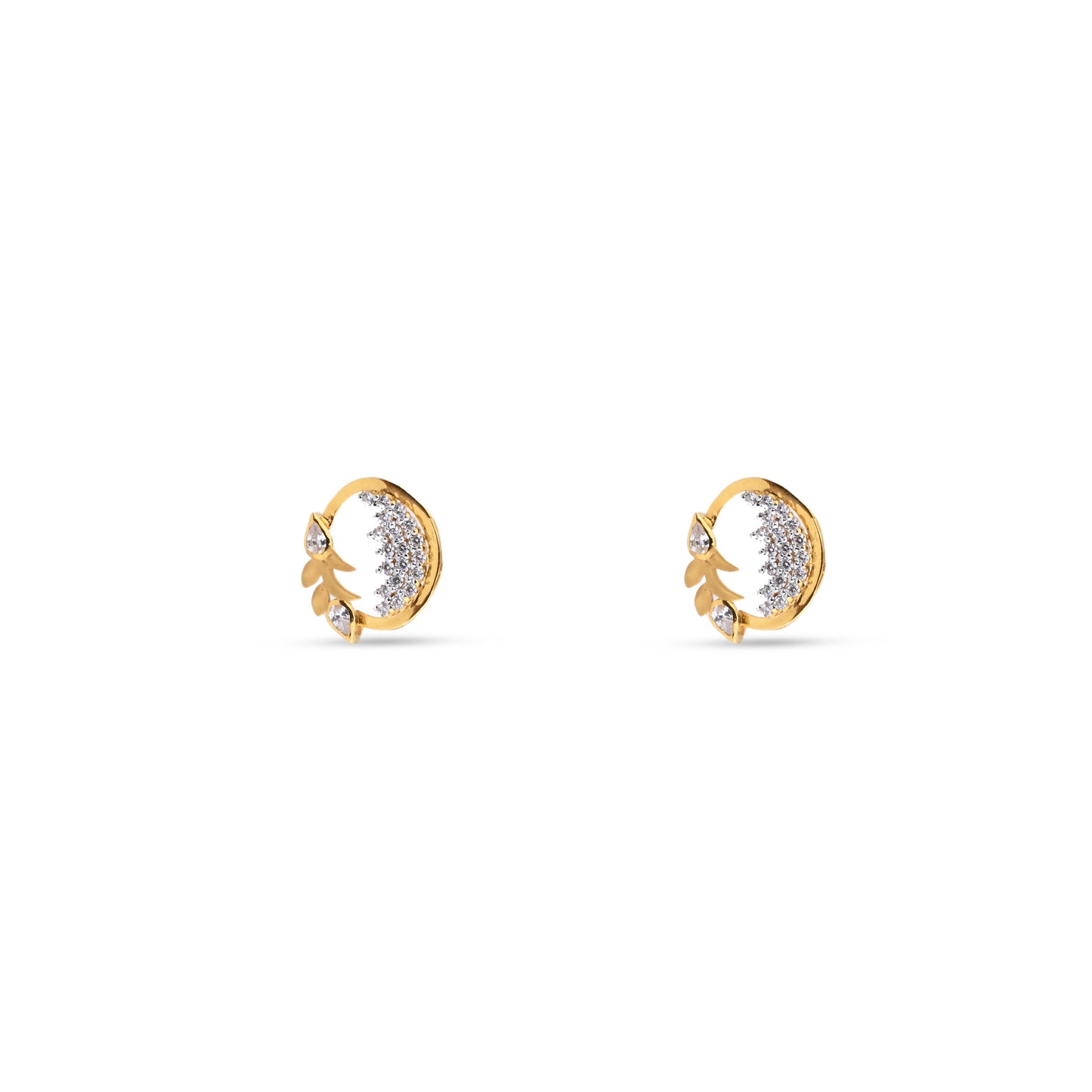 Moon-Inspired Gold Necklace with Pave Diamonds – Elegant Crescent Pendant (1/55785)